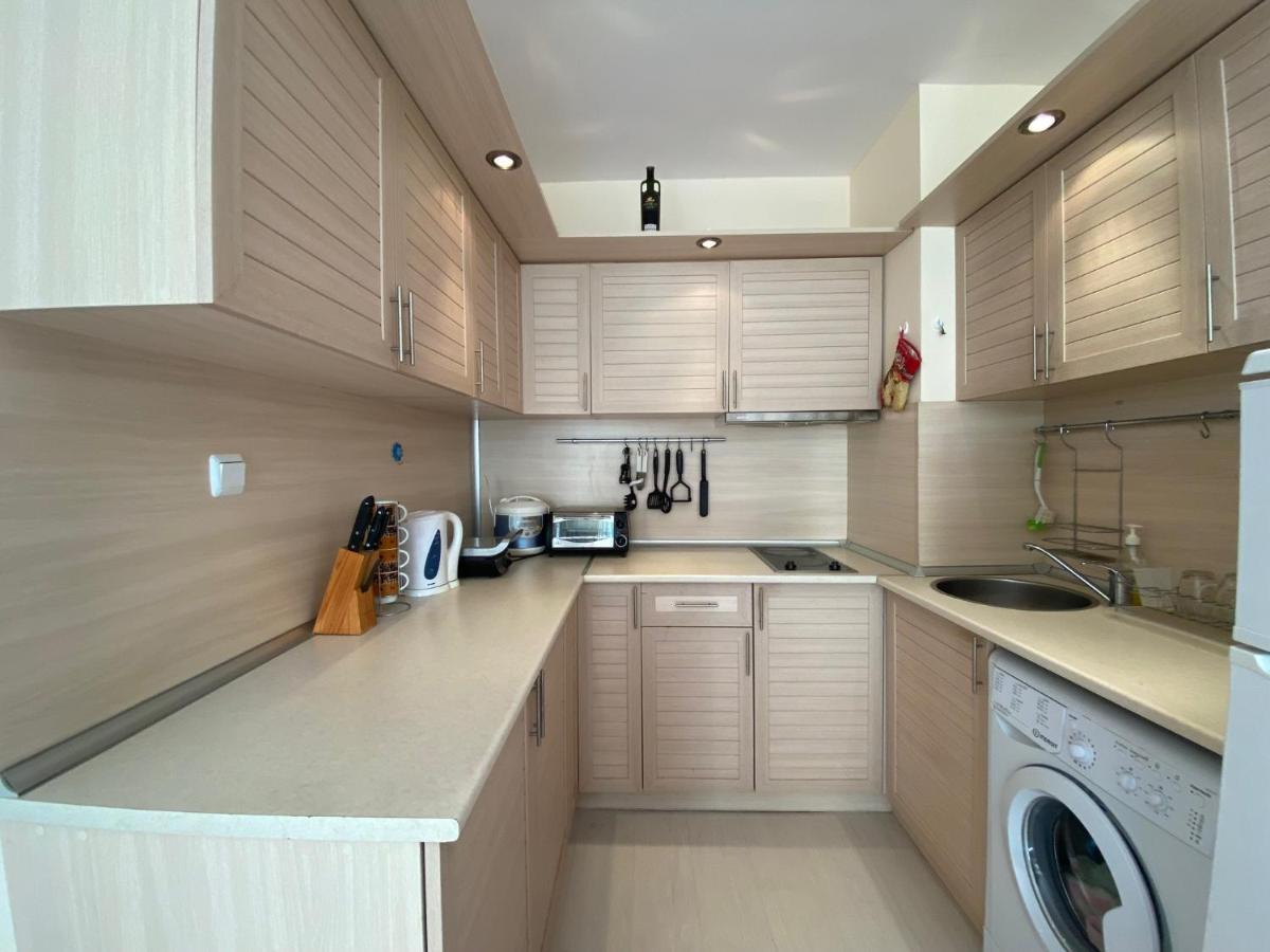 Blue Marine C16 Apartment Pantai Sunny Bagian luar foto