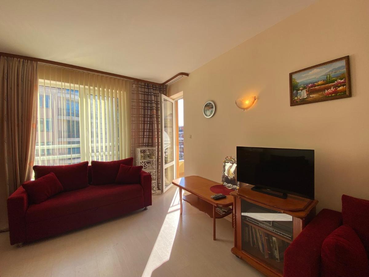 Blue Marine C16 Apartment Pantai Sunny Bagian luar foto